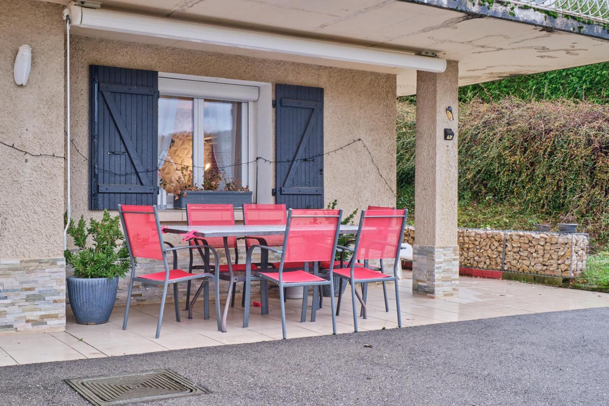 Studio * Saint-Victor-de-Cessieu